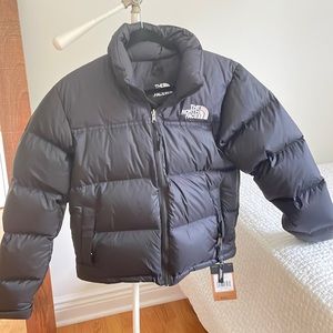 NWT North Face black puffer S